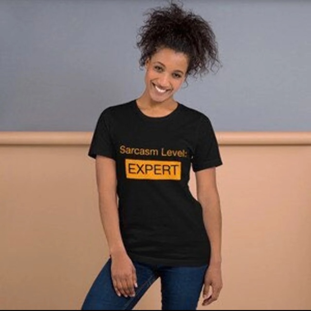 🔥NWT Sarcastic level “Expert” Tee Shirt. 🔥 - Picture 2 of 2